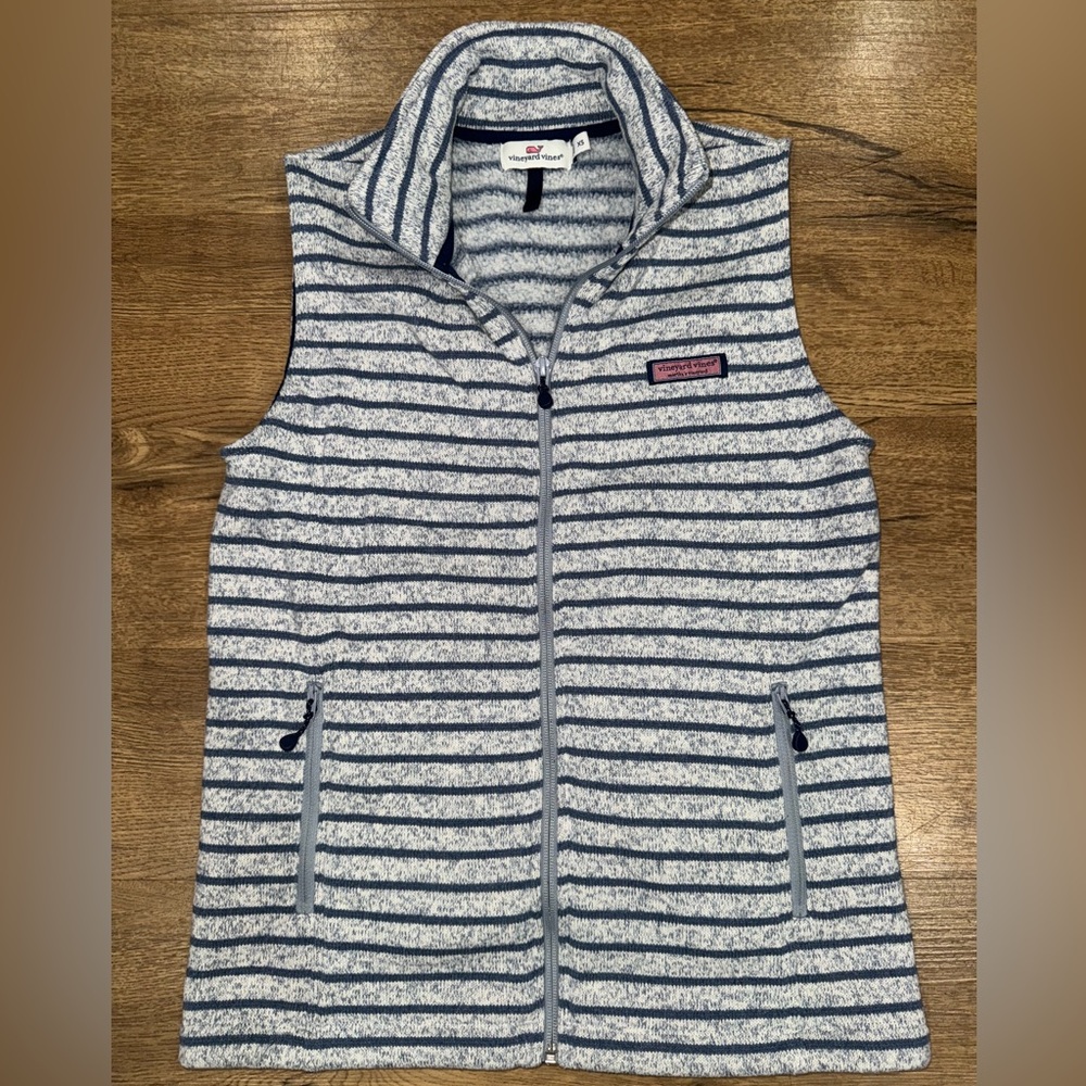 NWOT Vineyard Vines Women’s Sweater Fleece Vest Blue/Grey Striped Size: XS